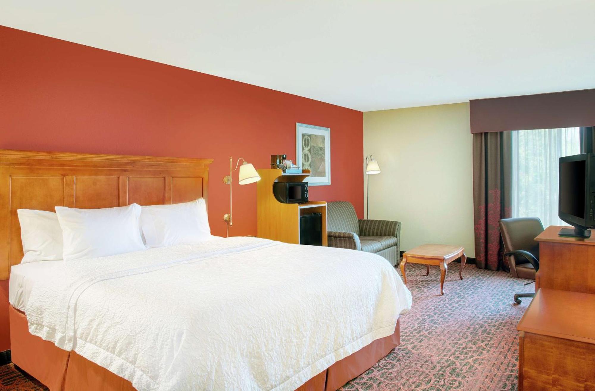Hampton Inn Меррилвилл Экстерьер фото